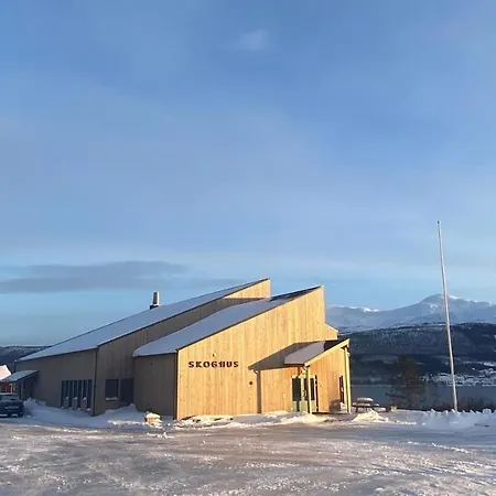 Hostal Skoghus *