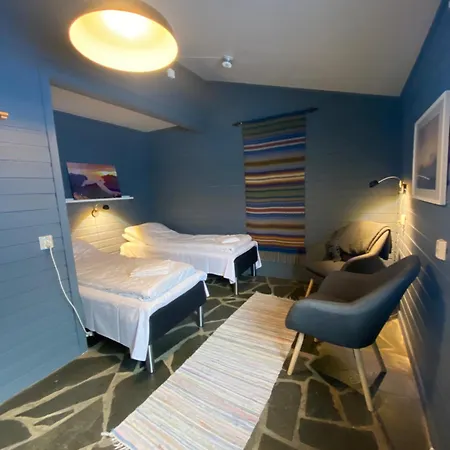 بيت شباب Skoghus *