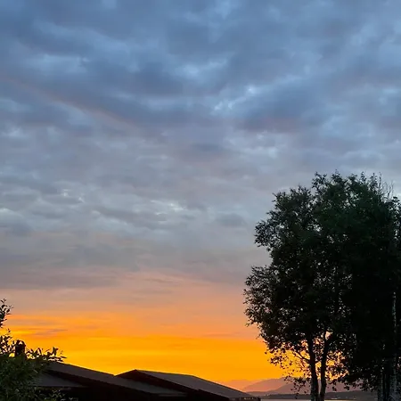 بيت شباب Skoghus *