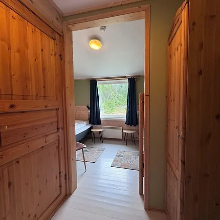 Skoghus بيت شباب Silsand