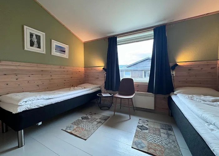 Skoghus Hostel *